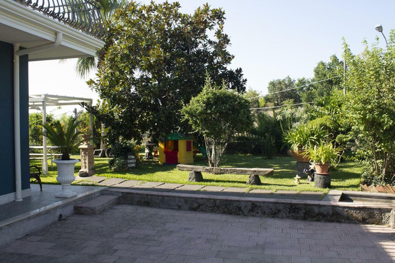 Etna Sweet Home ซานตา เวเนรินา ภายนอก รูปภาพ
